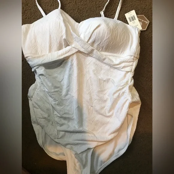 Woman’s new white bathing suit size XXL - Picture 1 of 4